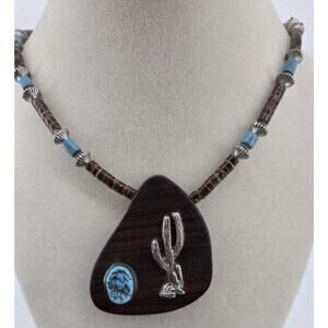 Vintage Southwestern Heishe Wood Turquoise Silver Beaded Pendant Cactus Necklace
